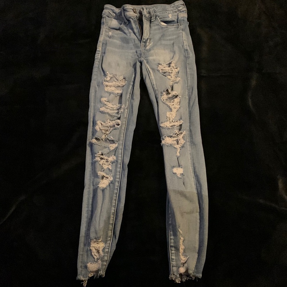 American eagle ripped jeans